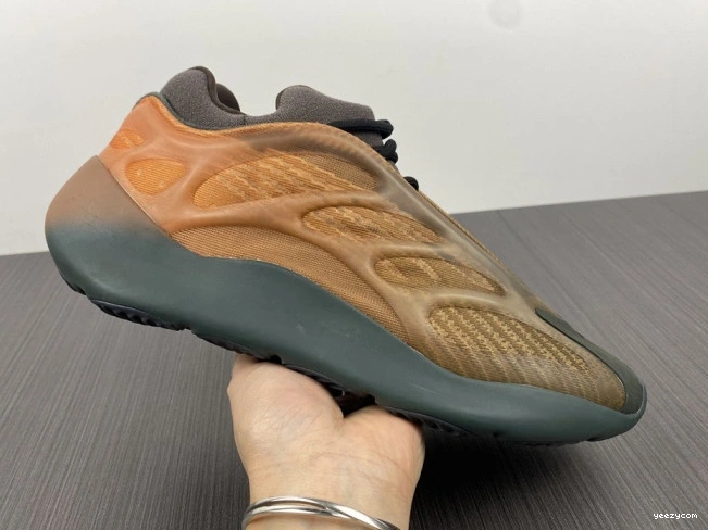 Adidas Boost V3 Copfade GY4109 700 Yeezy 0719